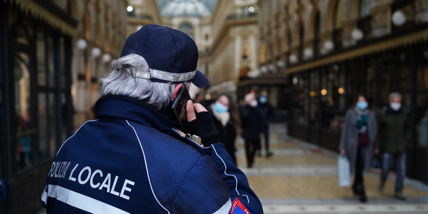 Bologna, oltre 100 VLT accese fuori orario in una sala: sanzioni per quasi 18.000€ Polizia locale