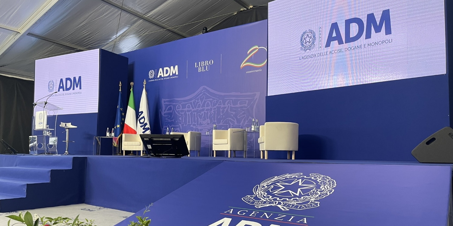 Giochi, Adm: nel 2020 entrate pari a 7,24 miliardi (-36,27%), pesa soprattutto lo ‘switch off’ degli apparecchi AWP e VLT causato dal Covid. L’online non ha bilanciato le perdite (VIDEO) Giochi, Adm: nel 2020 entrate pari a 7,24 miliardi (-36,27%), pesa soprattutto lo ‘switch off’ degli apparecchi AWP e VLT causato dal Covid. L’online non ha bilanciato le perdite (VIDEO)