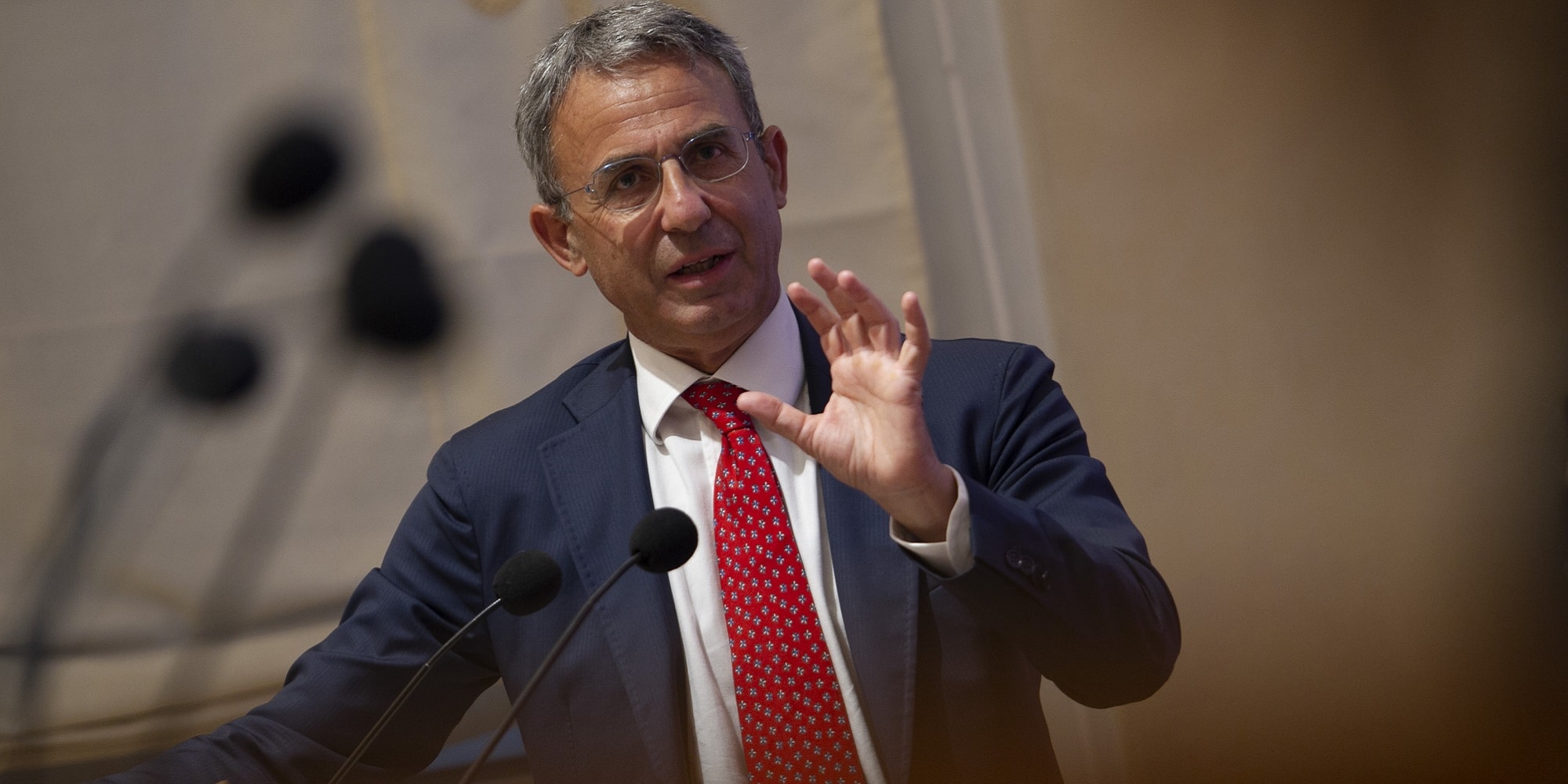 Costa (sottosegr. Salute): “Ragionevole obbligo Green pass a lavoratori luoghi dove è chiesto ai clienti” Costa (sottosegr. Salute): “Ragionevole obbligo Green pass a lavoratori luoghi dove è chiesto ai clienti”