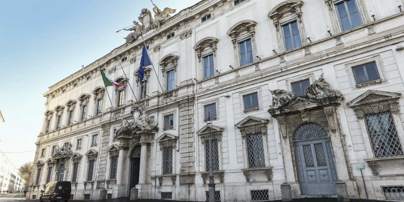 Pubblicità del gioco d’azzardo: il TAR Lazio contesta la multa minima da 50.000, la questione in Corte Costituzionale Corte Costituzionale