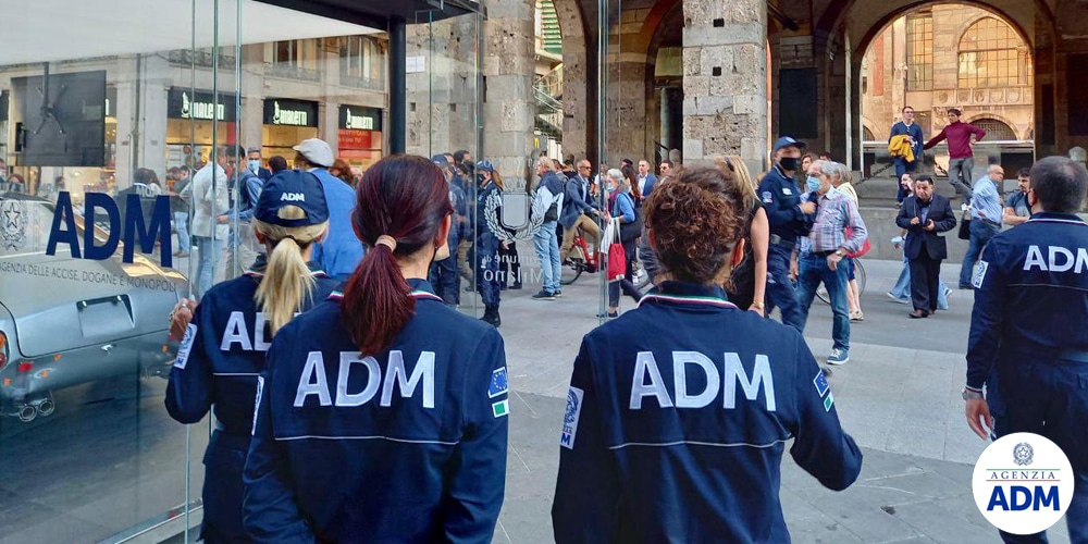 Consentiva il gioco d’azzardo tramite un totem: condannato titolare bar della provincia di Ferrara, dovrà pagare 20mila euro all’erario Consentiva il gioco d’azzardo tramite un totem: condannato titolare bar della provincia di Ferrara, dovrà pagare 20mila euro all’erario