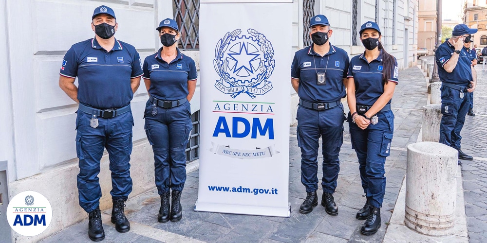Giochi, controlli in Sicilia: scoperti 22 punti scommesse clandestini, raffica di denunce e sequestri. Elevate sanzioni per quasi 4 milioni di euro Giochi, controlli in Sicilia: scoperti 22 punti scommesse clandestini, raffica di denunce e sequestri. Elevate sanzioni per quasi 4 milioni di euro