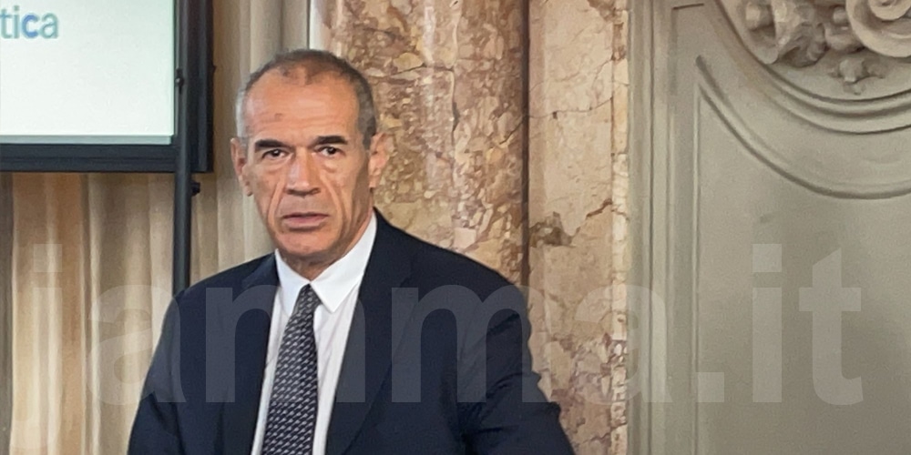 Carlo Cottarelli su Manovra: “Intervenire su gioco d’azzardo significa approfittare delle debolezze umane” Carlo Cottarelli