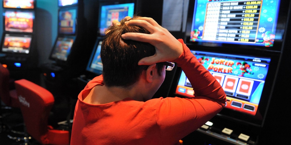 Gioco online, 1,17 milioni di sterline di multa per campagne di marketing diretto ai giocatori giocatore slot