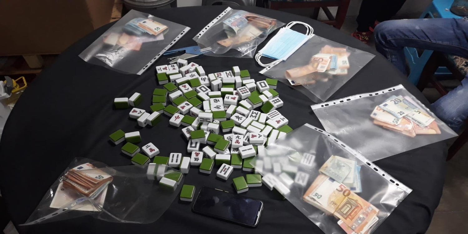 Prato: scoperte due bische clandestine, denunce e sequestri Prato: scoperte due bische clandestine, denunce e sequestri