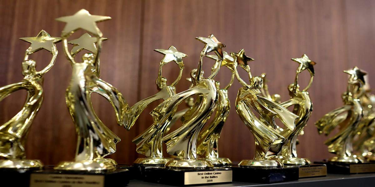 La fase di votazione online per i BSG Awards 2022 è in diretta, vota per i tuoi operatori e fornitori preferiti nei Paesi Baltici e nei Paesi Nordici BGS Awards