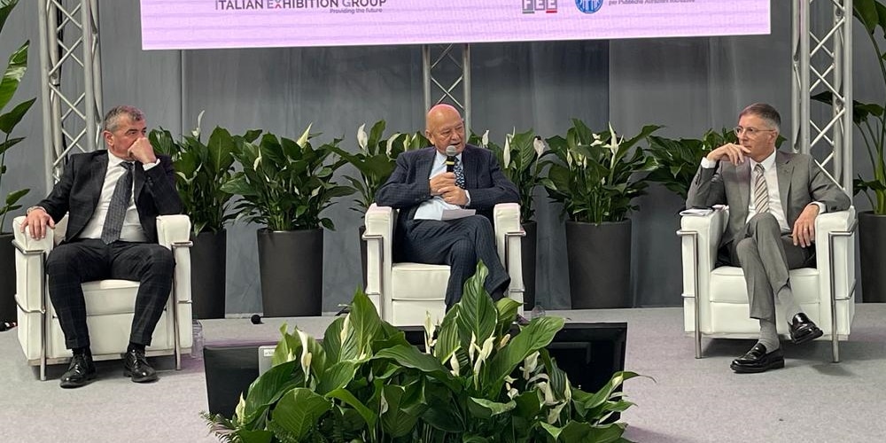 Inaugurata Enada Primavera, Distante (Sapar) e Zaccaria (Consorzio FEE): “Giochi, il vento sta cambiando”. Emiliano (Presidente Puglia): “Nella nostra regione trovato punto di equilibrio” Inaugurata Enada Primavera, Distante (Sapar) e Zaccaria (Consorzio FEE): “Giochi, il vento sta cambiando”. Emiliano (Presidente Puglia): “Nella nostra regione trovato punto di equilibrio”