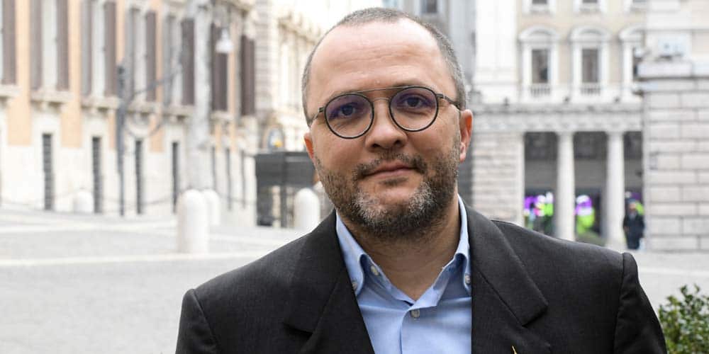 Capitanio (AGCOM) su Spid per accesso a siti porno e d’azzardo: “Serve fare chiarezza, presto un Tavolo tecnico” Massimiliano Capitanio, Deputato Lega Commissione Trasporti, Poste e Telecomunicazioni