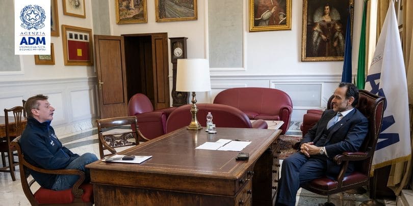ADM: il direttore Minenna ha incontrato il funzionario della Direzione Regionale Campania, Gianluca Attanasio ADM: il direttore Minenna ha incontrato il funzionario della Direzione Regionale Campania, Gianluca Attanasio