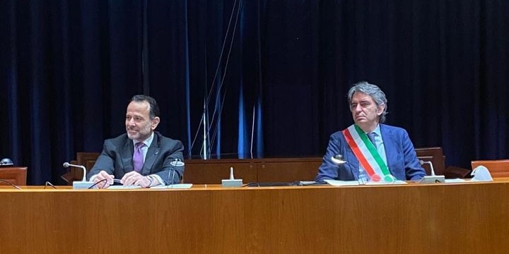 ADM e Comune di Verona: siglato protocollo d’intesa per la lotta alla contraffazione a tutela del consumatore e delle imprese ADM e Comune di Verona: siglato protocollo d’intesa per la lotta alla contraffazione a tutela del consumatore e delle imprese