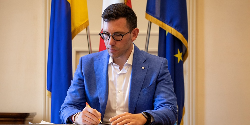 Comune di Modena su sale giochi e scommesse: “Non arretriamo di un passo, a breve invieremo comunicazioni per le chiusure” Comune di Modena su sale giochi e scommesse: “Non arretriamo di un passo, a breve invieremo comunicazioni per le chiusure”