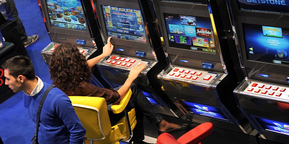 Trento. Ancora controlli su slot e rispetto legge sul gioco. Multato il gestore di una sala slot
