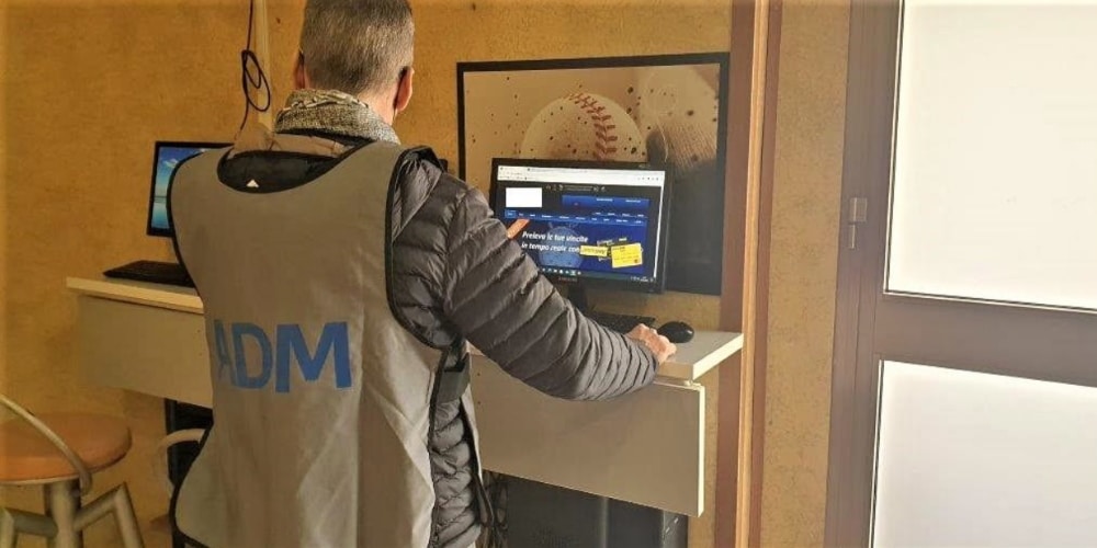 Giochi: nel 2022 controlli su oltre 22.500 esercizi di slot e scommesse, accertamenti per 448 mln di euro Giochi: nel 2022 controlli su oltre 22.500 esercizi di slot e scommesse, accertamenti per 448 mln di euro
