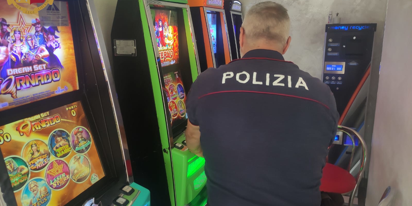 Roma, controlli al Casilino: sanzioni per violazione orari slot Roma, controlli al Casilino: sanzioni per violazione orari slot