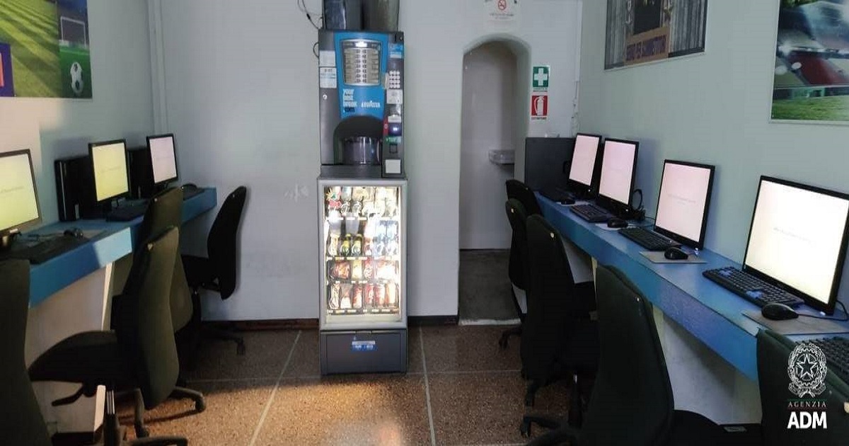 Accordo integrativo sui PVR, Minenna (ADM): “Adesione solo da 7 concessionari su 93. Puntiamo a decreto direttoriale graduale pienamente operativo da luglio 2023” Accordo integrativo sui PVR, Minenna (ADM): “Adesione solo da 7 concessionari su 93. Puntiamo a decreto direttoriale graduale pienamente operativo da luglio 2023”