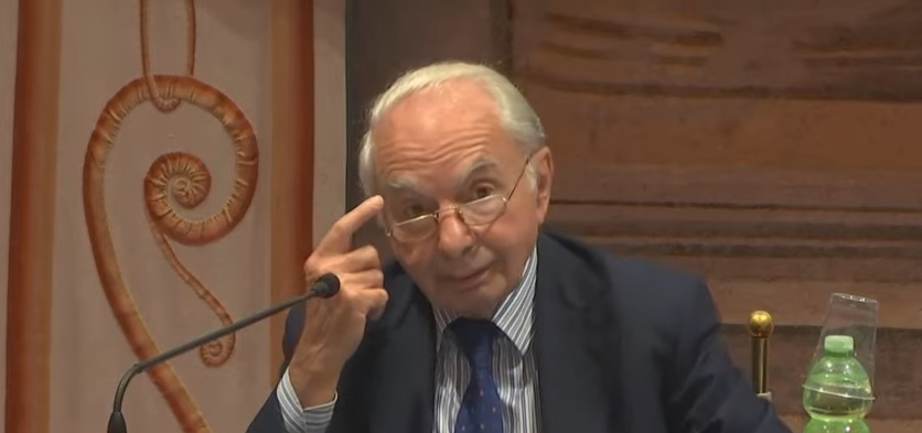 Commissione d’inchiesta sul gioco, Amato (Presidente emerito Corte Costituzionale): “Serve convergenza di competenze e adempimenti tra Stato ed Enti locali” Commissione d’inchiesta sul gioco, Amato (Presidente emerito Corte Costituzionale): “Serve convergenza di competenze e adempimenti tra Stato ed Enti locali”