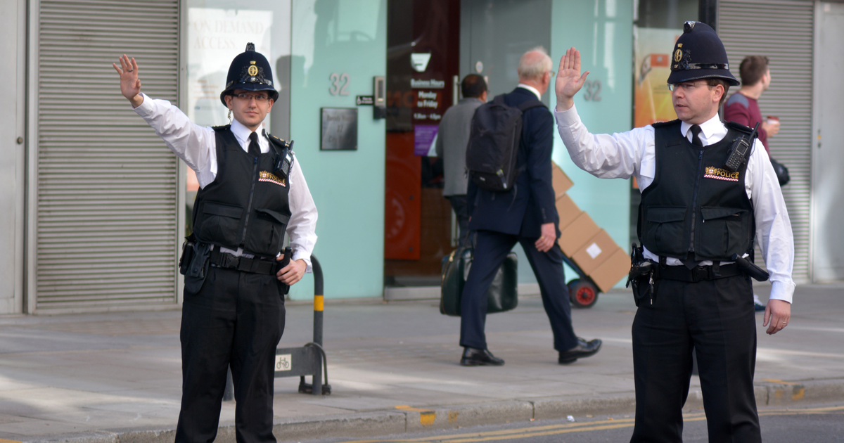 UK, Governo punta a meno restrizioni alle slot e nelle sale giochi per sostenere il mercato terrestre Polizia Londra