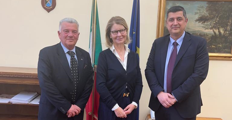 Tabaccai, UIT incontra il sottosegretario Savino (Mef) Tabaccai, UIT incontra il sottosegretario Savino (Mef)
