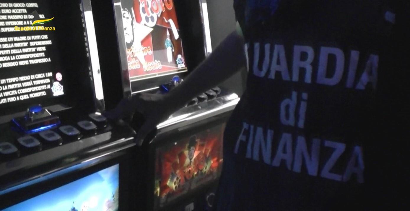 Agrigento, la Corte Tributaria conferma cartella di pagamento da 776.000 euro per due videopoker illegali Agrigento, la Corte Tributaria conferma cartella di pagamento da 776.000 euro per due videopoker illegali