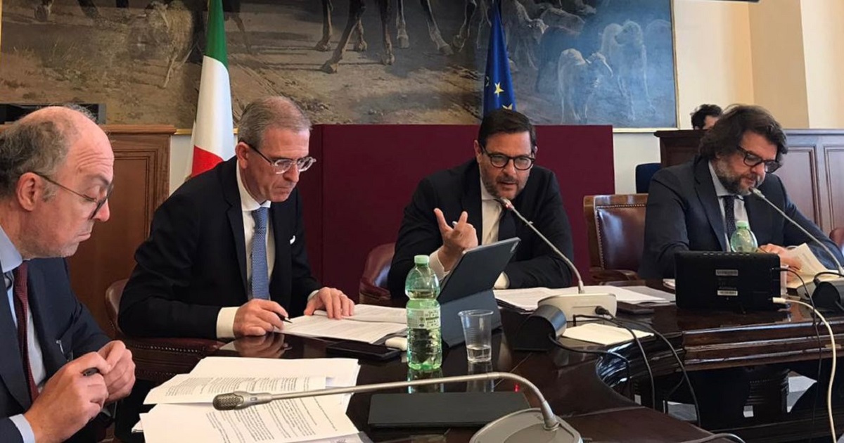 Delega fiscale, Alparone (Regioni): “Serve uniformità delle regole sui giochi, ripensare la distribuzione degli introiti” Delega fiscale, Alparone (Regioni): “Serve uniformità delle regole sui giochi, ripensare la distribuzione degli introiti”