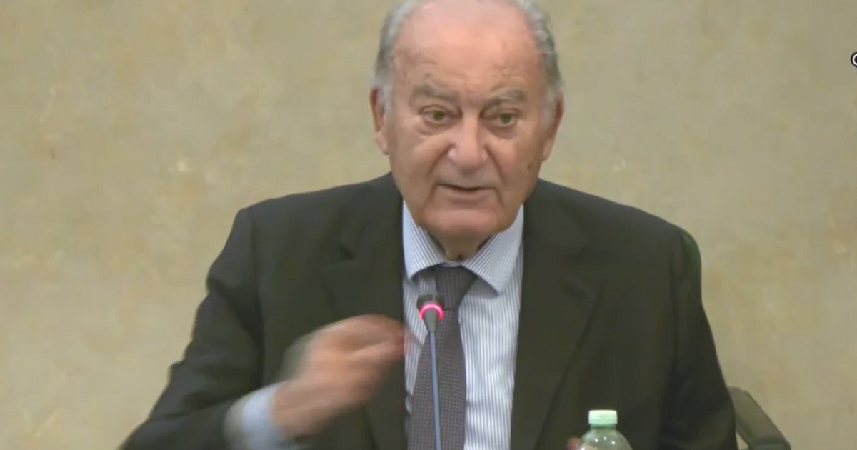 Rapporto Lottomatica-Censis sul gioco legale in Italia, De Rita (Presidente Censis): “Il concessionario deve avere la fantasia di porre nuovi modi di lavorare” Rapporto Lottomatica-Censis sul gioco legale in Italia, De Rita (Presidente Censis): “Il concessionario deve avere la fantasia di porre nuovi modi di lavorare”