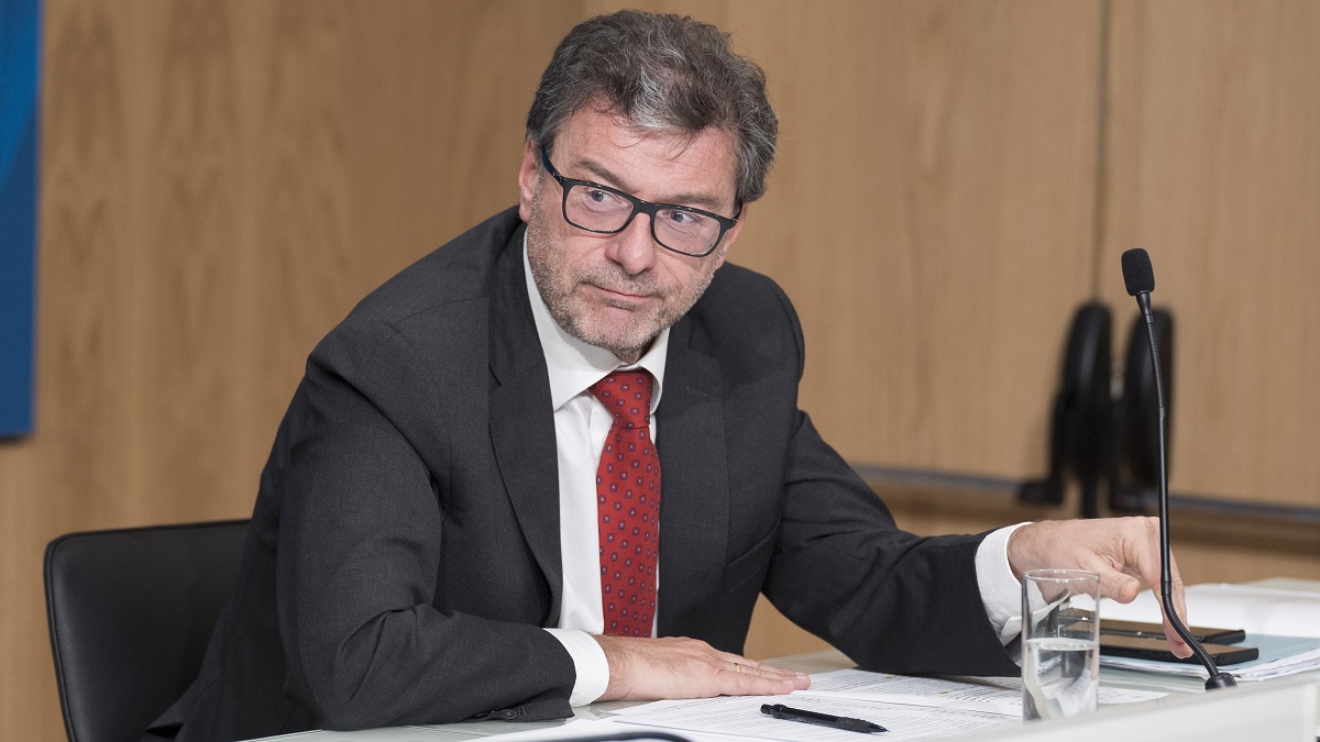 Divieto pubblicità azzardo e scommesse: oggi il primo vertice tra Lega calcio, Mef e Ministero dello Sport Divieto pubblicità azzardo e scommesse: oggi il primo vertice tra Lega calcio, Mef e Ministero dello Sport