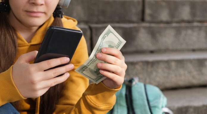 Verifica dell’età online, lo Studio Legale Lemodi analizza la nuova Raccomandazione Ue e gli effetti sul gioco pubblico