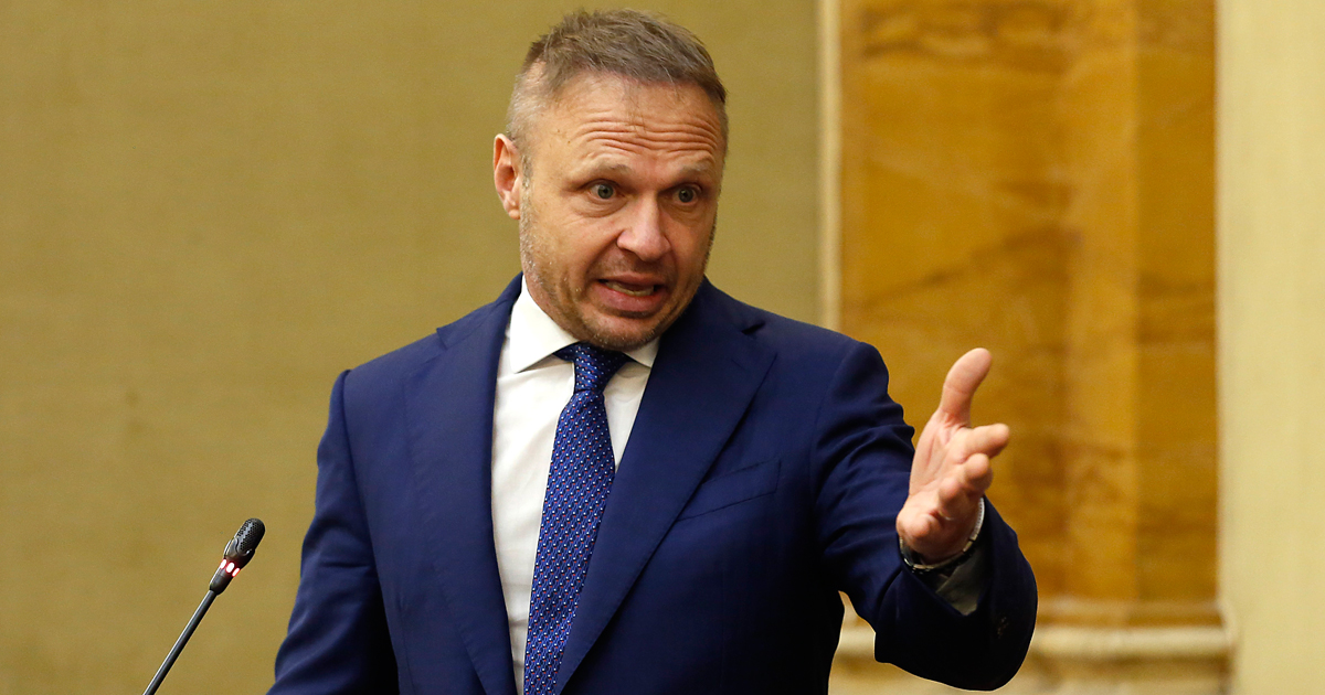 Manovra 2025, Lollobrigida (Masaf): “Previste norme per rilancio settore ippico” Manovra 2025, Lollobrigida (Masaf): “Previste norme per rilancio settore ippico”
