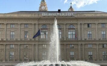 PIAZZA DE FERRARISEDE REGIONE LIGURIA