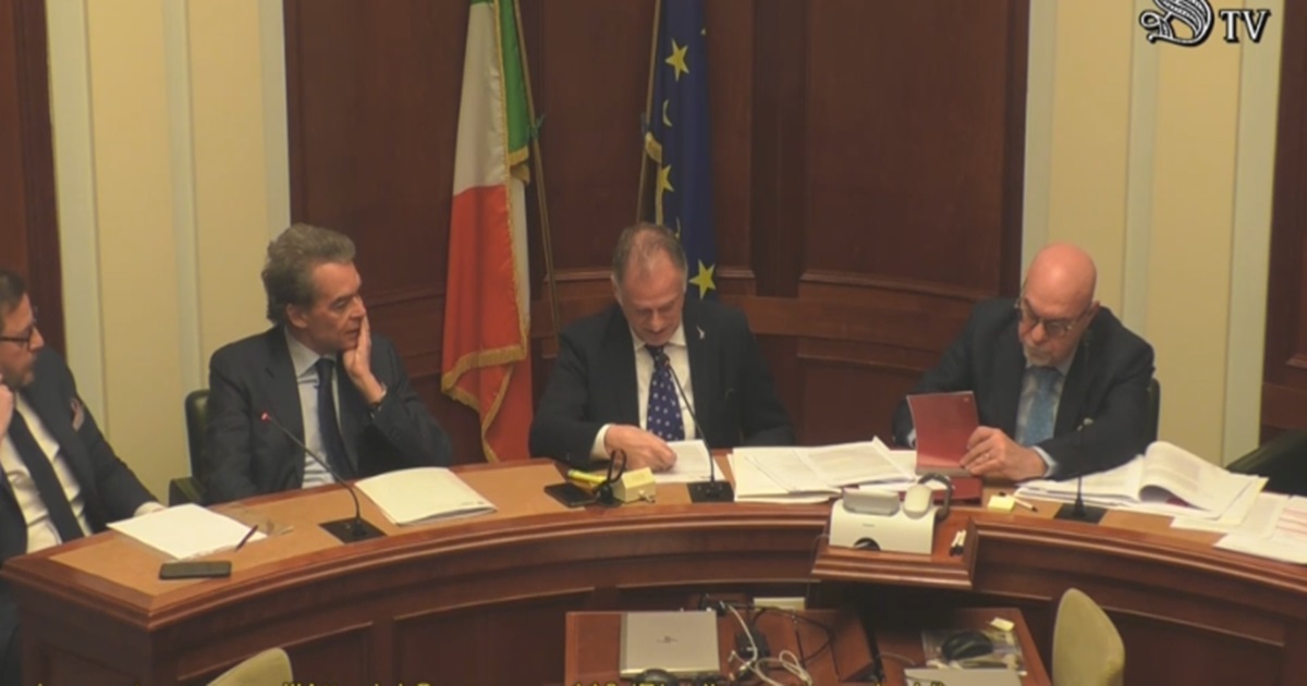 Riordino giochi. Conferenza Stato Regioni: “Auspichiamo un intervento unitario che comprenda l’offerta terrestre. Il 5% degli introiti agli Enti per iniziative di contrasto all’azzardo. Distanziometro, misura superata” Riordino giochi. Conferenza Stato Regioni: “Auspichiamo un intervento unitario che comprenda l’offerta terrestre. Il 5% degli introiti agli Enti per iniziative di contrasto all’azzardo. Distanziometro, misura superata”