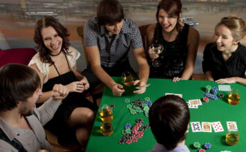 Poker online a torneo, raccolta oltre 123 milioni a maggio: crescita del 22% su base annua