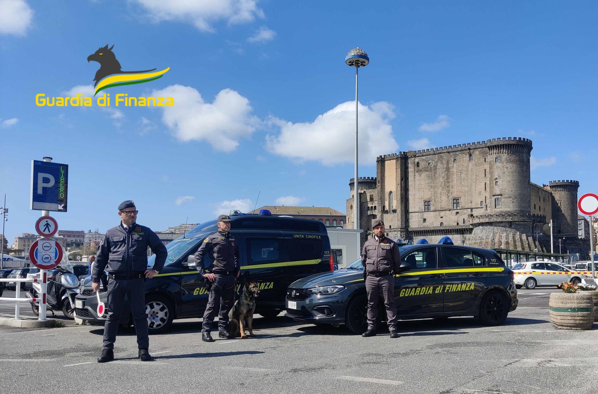 Guardia di Finanza, controlli nel Napoletano: scoperte irregolarità in materia di giochi e scommesse, sequestrate slot illegali Guardia di Finanza, controlli nel Napoletano: scoperte irregolarità in materia di giochi e scommesse, sequestrate slot illegali