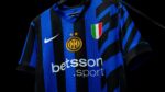 Betsson Sport e Inter, le foto della nuova maglia 2024-2025 Betsson Sport e Inter, le foto della nuova maglia 2024-2025