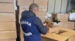 Pisa, la sicurezza inizia dalle scarpe: i funzionari di ADM ne sequestrano oltre 11mila paia Pisa, la sicurezza inizia dalle scarpe: i funzionari di ADM ne sequestrano oltre 11mila paia