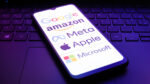 Meta e Google sotto indagine in India per il presunto coinvolgimento nel riciclaggio legato alle scommesse online Meta e Google sotto indagine in India per il presunto coinvolgimento nel riciclaggio legato alle scommesse online