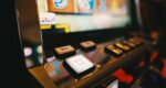Slot manomesse, ma il barista non è responsabile: la Corte tributaria respinge l’appello dell’Agenzia delle Dogane e annulla cartella da 80.000 euro Slot manomesse, ma il barista non è responsabile: la Corte tributaria respinge l’appello dell’Agenzia delle Dogane e annulla cartella da 80.000 euro