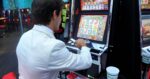 Slot machine e recesso anticipato del contratto: barista condannato a versare penale da 20.000 euro e a restituire ‘l’offerta commerciale’ Slot machine e recesso anticipato del contratto: barista condannato a versare penale da 20.000 euro e a restituire ‘l’offerta commerciale’
