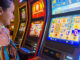 Slot con sigilli del guscio e della scheda alterati: il richiamo ai difetti del produttore non basta, confermata la sanzione