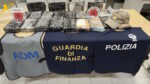 Porto di Civitavecchia: GdF, Polizia e ADM sequestrano oltre 23 chili di cocaina nascosti nel doppiofondo di un’auto proveniente da Barcellona Porto di Civitavecchia: GdF, Polizia e ADM sequestrano oltre 23 chili di cocaina nascosti nel doppiofondo di un’auto proveniente da Barcellona