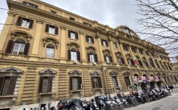 Giochi, gettito in calo del 9,9%: per il MEF “pesa il passaggio dall’appareccho fisico all’online”